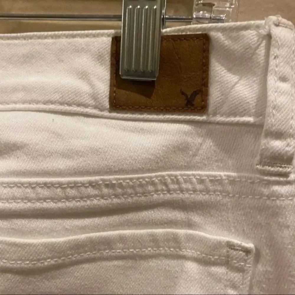 - American Eagle stretch skinny jeans